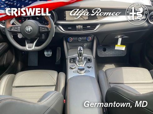 New 2025 Alfa Romeo Stelvio Sprint image 47