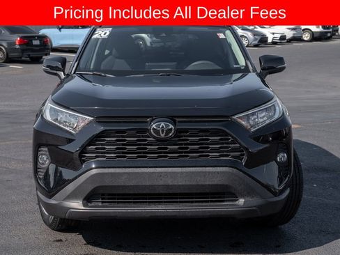 Used 2020 Toyota RAV4 XLE FWD image 2