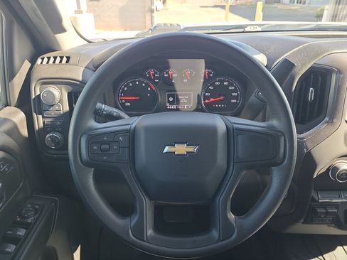 Used 2025 Chevrolet Silverado 2500 W/T w/ WT Convenience Package AWD/4WD image 16