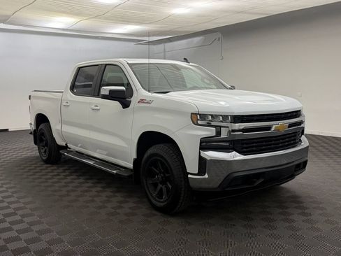 Used 2022 Chevrolet Silverado 1500 LT AWD/4WD image 7