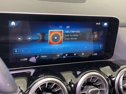 Used 2021 Mercedes-Benz GLA 250 4MATIC image 21