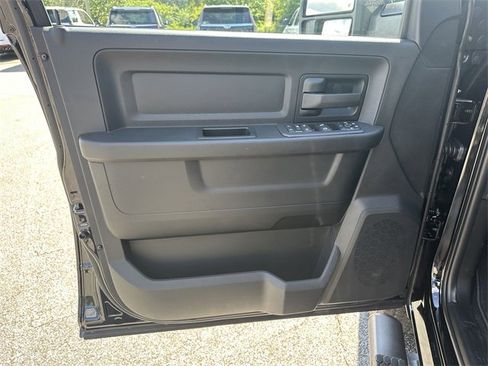 New 2025 RAM 2500 Tradesman image 10