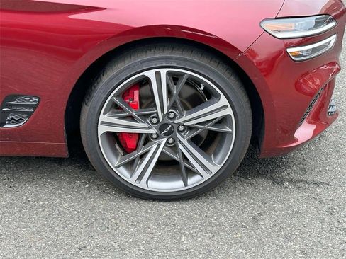 Used 2024 Genesis G70 3.3T Advanced w/ Sport Prestige Package image 7