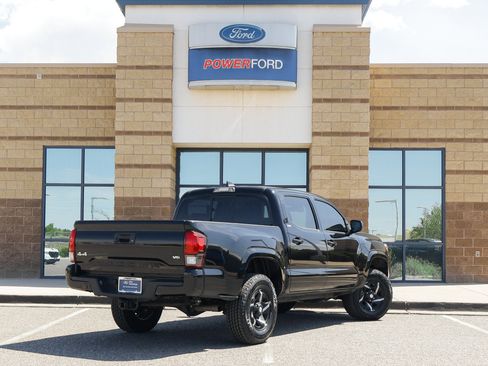 Used 2021 Toyota Tacoma SR AWD/4WD image 6