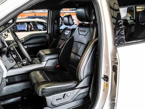 Used 2019 Ford F150 Raptor w/ Equipment Group 802A Luxury AWD/4WD image 28