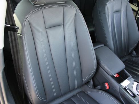 Used 2021 Audi A4 2.0T Premium w/ Convenience Package image 27