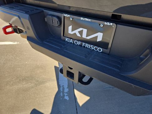 Used 2024 Toyota Tacoma TRD Off-Road image 32