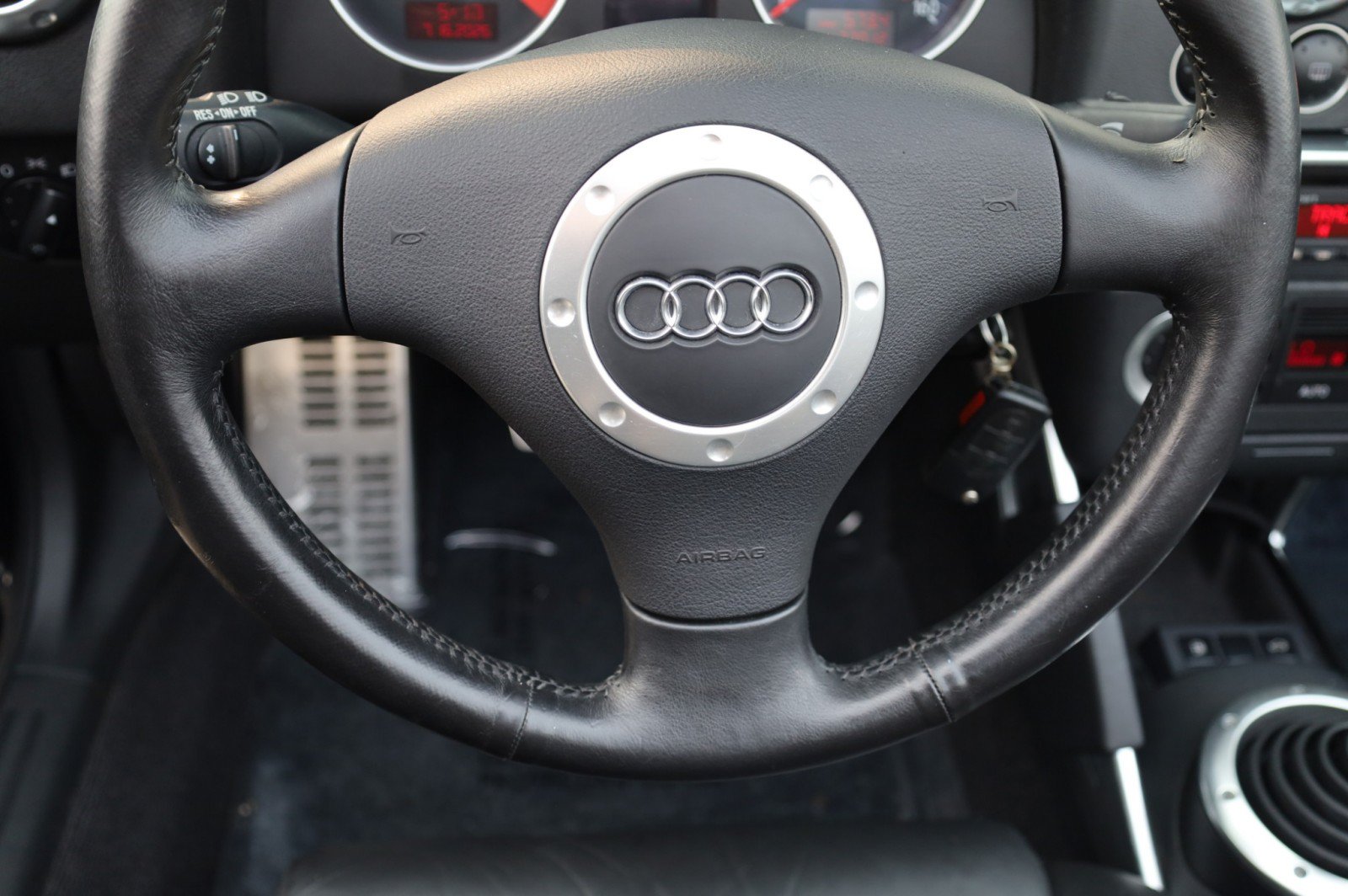 Used 2002 Audi TT 1.8T FWD image 20