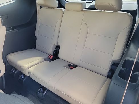 New 2026 Buick Enclave Preferred image 11