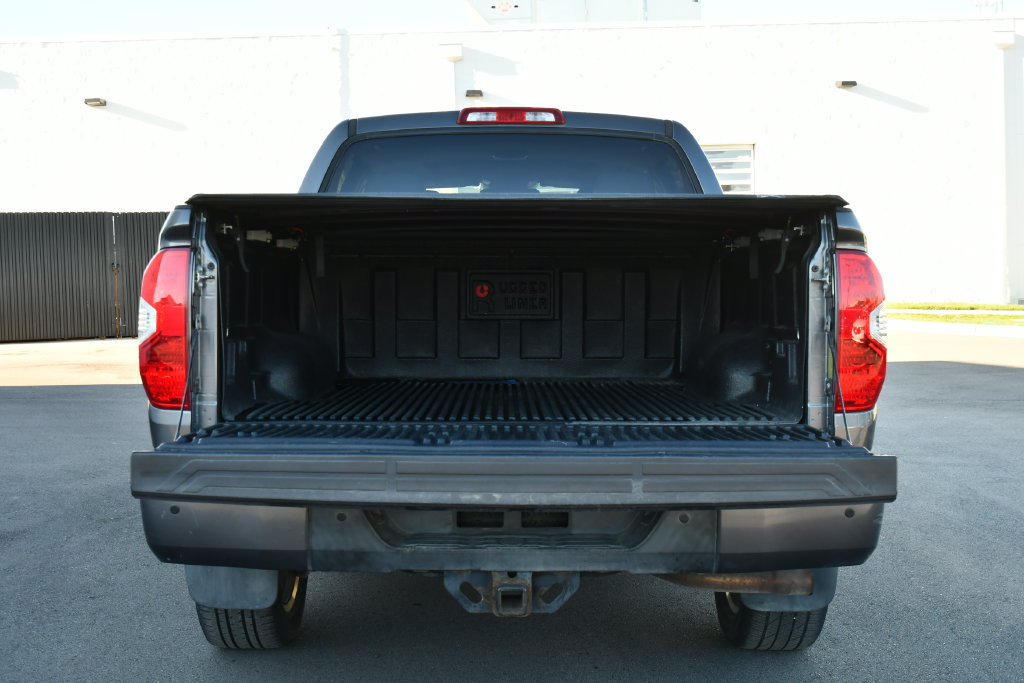 Used 2015 Toyota Tundra Limited w/ Limited Premium Package AWD/4WD image 34