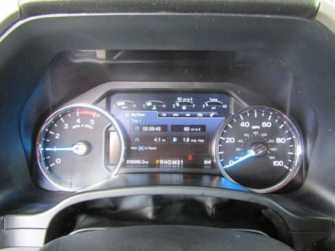 Used 2017 Ford F350 Lariat w/ Lariat Value Package AWD/4WD image 14