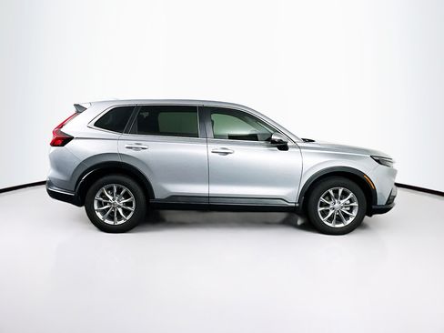Used 2025 Honda CR-V EX image 10