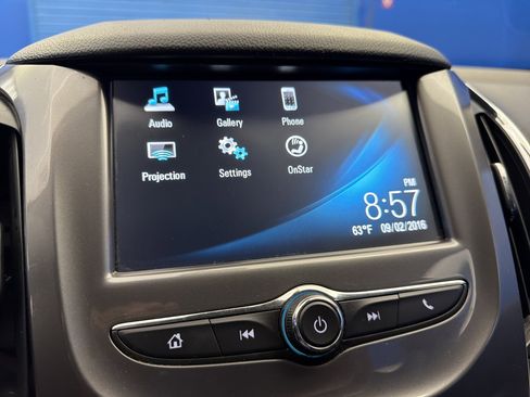 Used 2017 Chevrolet Cruze LT w/ Convenience Package image 19