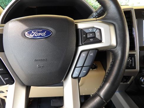 Used 2020 Ford F250 Lariat w/ Lariat Ultimate Package image 32