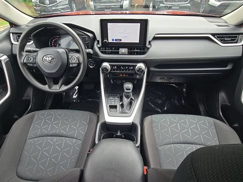 Used 2025 Toyota RAV4 XLE w/ Convenience Package AWD/4WD image 15