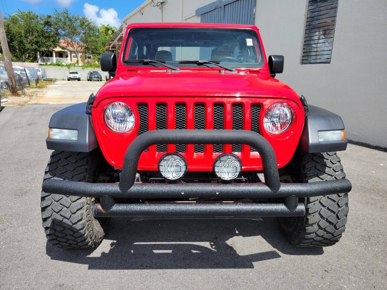 Used 2018 Jeep Wrangler Sport AWD/4WD image 2