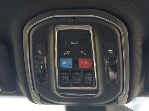 New 2025 Jeep Grand Cherokee Overland w/ Adv Protech Group III AWD/4WD image 25