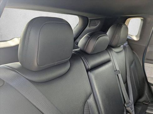 Used 2024 Jeep Compass Latitude AWD/4WD image 17