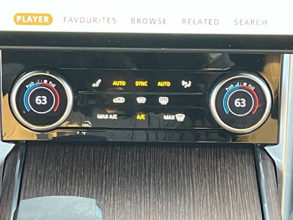 Used 2023 Land Rover Range Rover SE AWD/4WD image 16