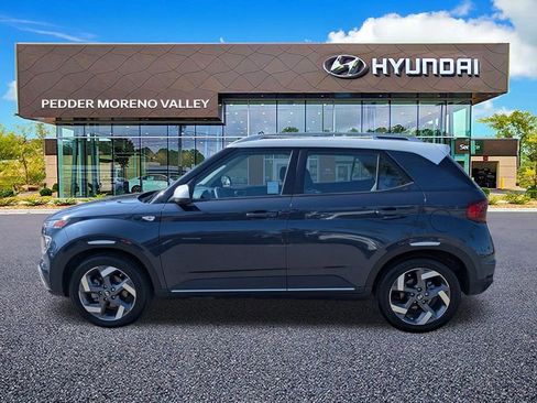Certified 2025 Hyundai Venue Limited FWD image 6