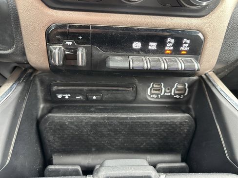 Used 2019 RAM 3500 Laramie image 75