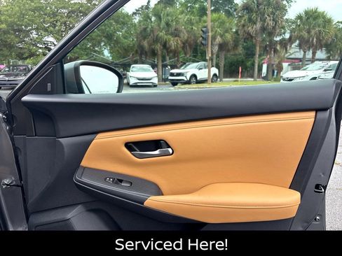 Used 2023 Nissan Sentra SV w/ SV Premium Package FWD image 16