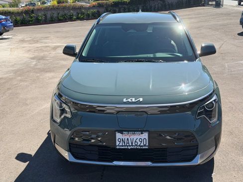 Used 2024 Kia Niro Wind FWD image 3