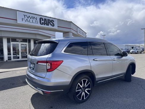Used 2021 Honda Pilot Touring image 8