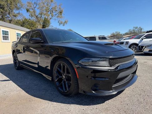Used 2020 Dodge Charger R/T w/ Blacktop Package image 3