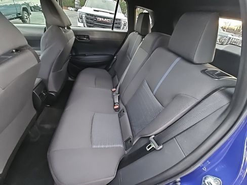 Used 2025 Toyota Corolla Cross AWD Hybrid image 12