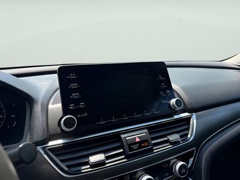Used 2020 Honda Accord LX image 20
