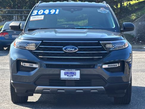 Certified 2022 Ford Explorer XLT w/ Equipment Group 202A image 10