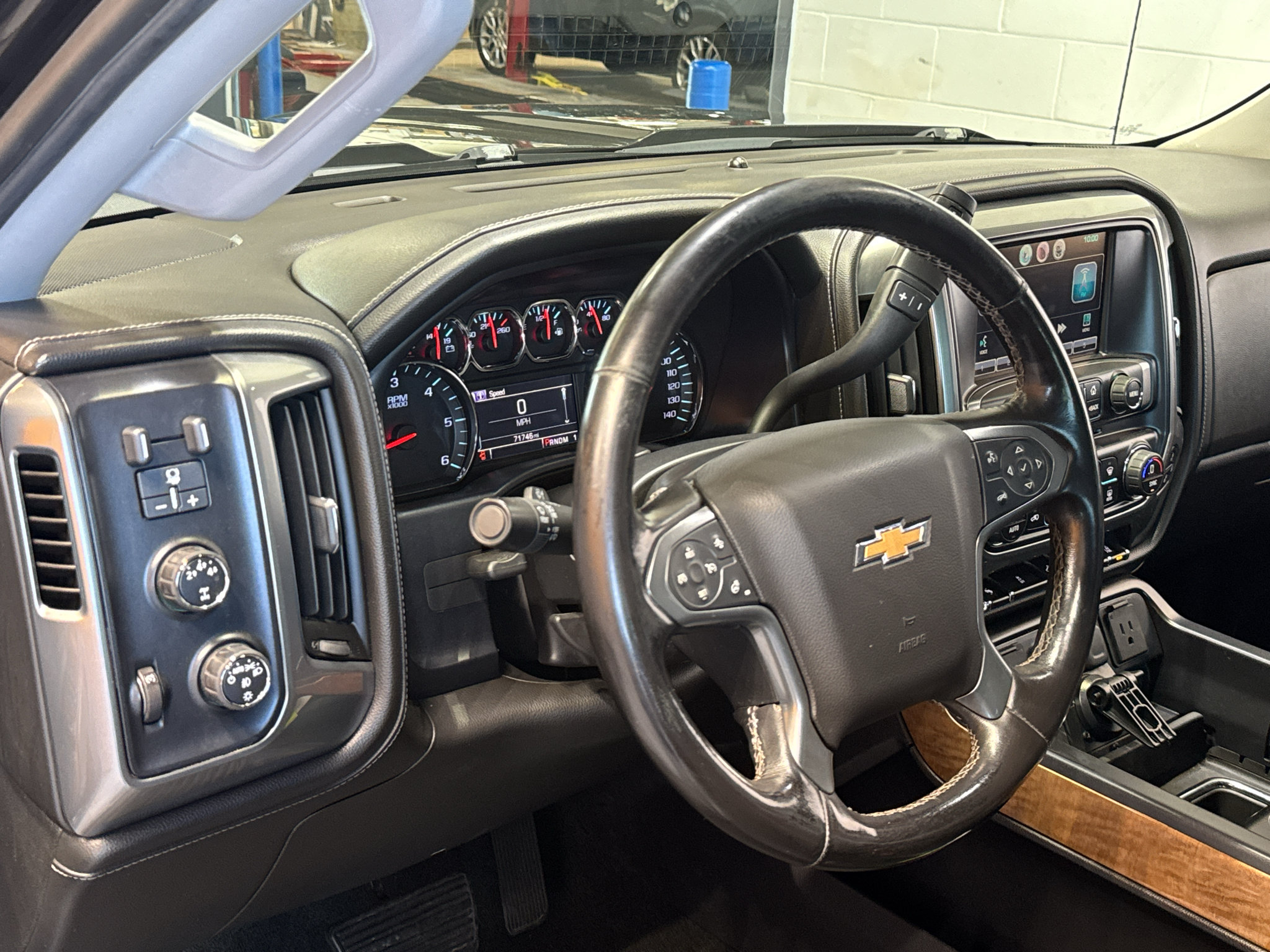 Used 2015 Chevrolet Silverado 2500 LTZ w/ LTZ Plus Package AWD/4WD image 14
