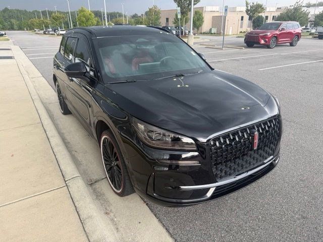 Used 2024 Lincoln Corsair Reserve w/ Equipment Group 201A FWD image 4