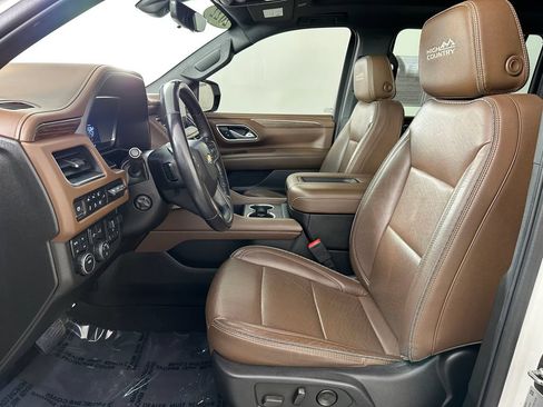 Used 2022 Chevrolet Suburban High Country w/ Max Trailering Package AWD/4WD image 17