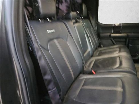 Used 2017 Ford F150 Platinum w/ Equipment Group 701A Luxury image 22