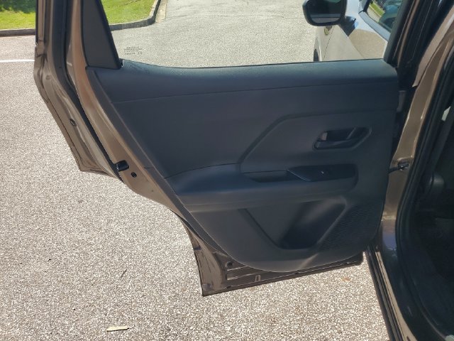Certified 2025 Nissan Kicks S FWD image 32