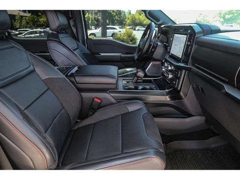 Used 2025 Ford F150 Raptor AWD/4WD image 15