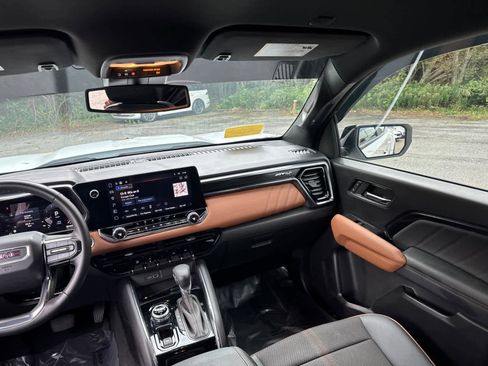 Used 2024 GMC Canyon AT4 w/ Canyon Safety Plus Package image 35