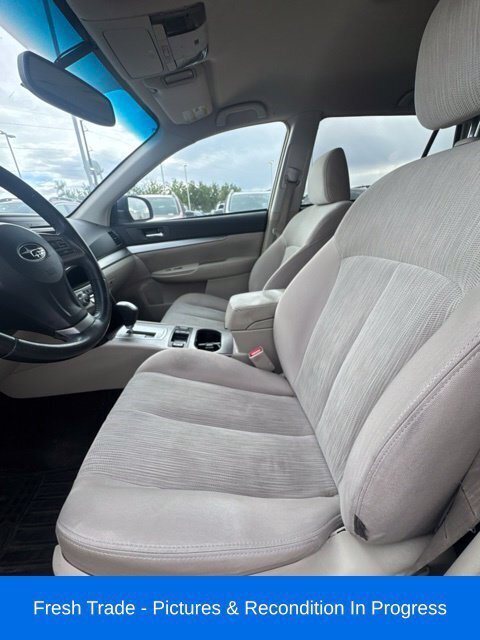 Used 2014 Subaru Outback 2.5i Premium AWD/4WD image 10