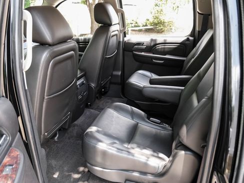 Used 2013 GMC Yukon XL Denali AWD/4WD image 59