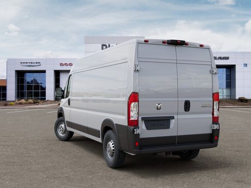 New 2026 RAM ProMaster 2500 w/ Convenience Group FWD image 3
