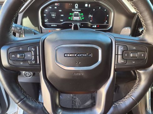 Used 2024 GMC Sierra 1500 Denali Ultimate image 9