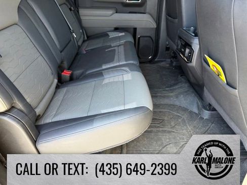 Used 2025 Chevrolet Silverado 1500 ZR2 w/ Technology Package AWD/4WD image 39
