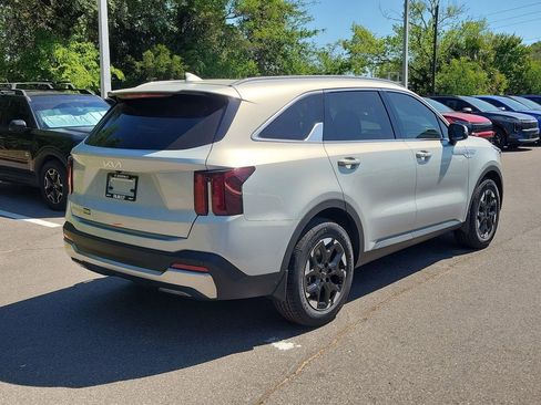 New 2026 Kia Sorento S FWD image 6