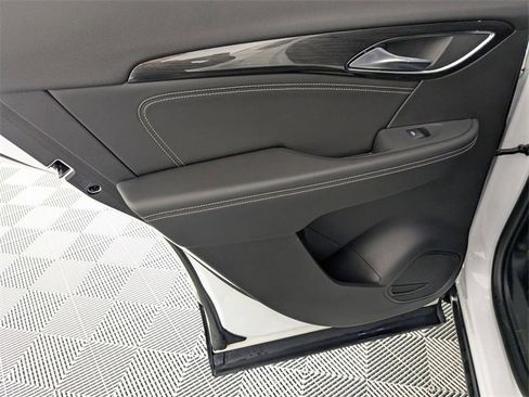 Used 2021 Buick Envision Essence w/ Sport Touring Package image 28