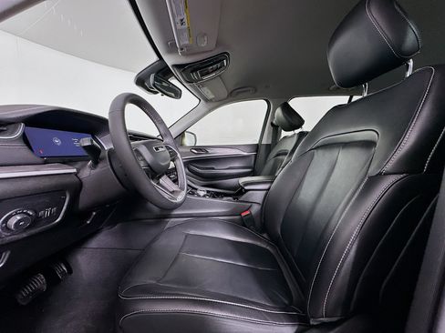 Used 2023 Jeep Grand Cherokee Limited w/ Trailer Tow Prep Group (B) image 13