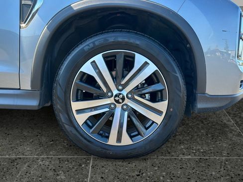 Used 2025 Mitsubishi Outlander Sport SE AWD/4WD image 9