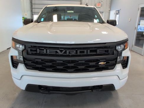 Used 2023 Chevrolet Silverado 1500 Custom image 10