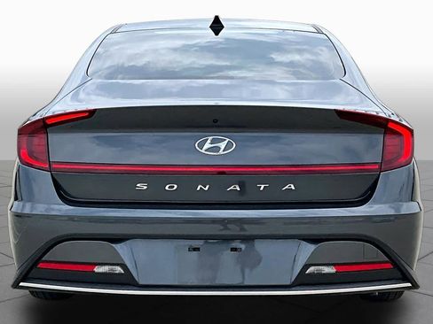 Used 2023 Hyundai Sonata SE w/ Cargo Package FWD image 5